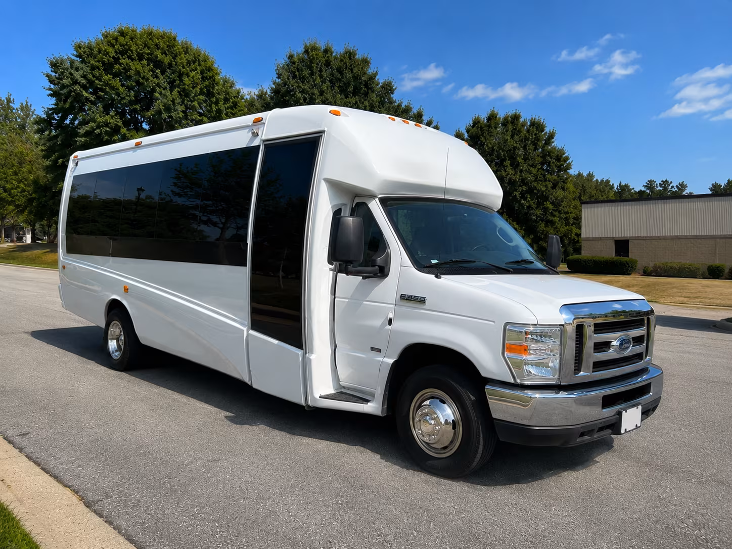 charter buses for corporate events and off sites near simi valley