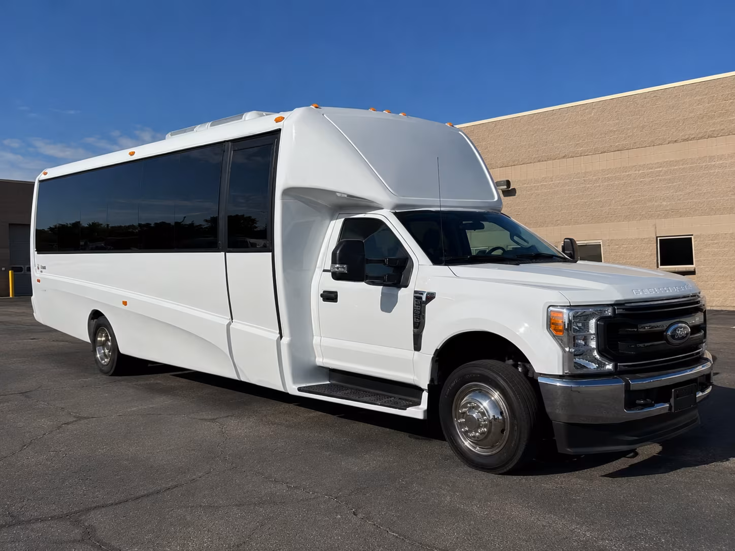 field trip buses to los angeles museums and science centers