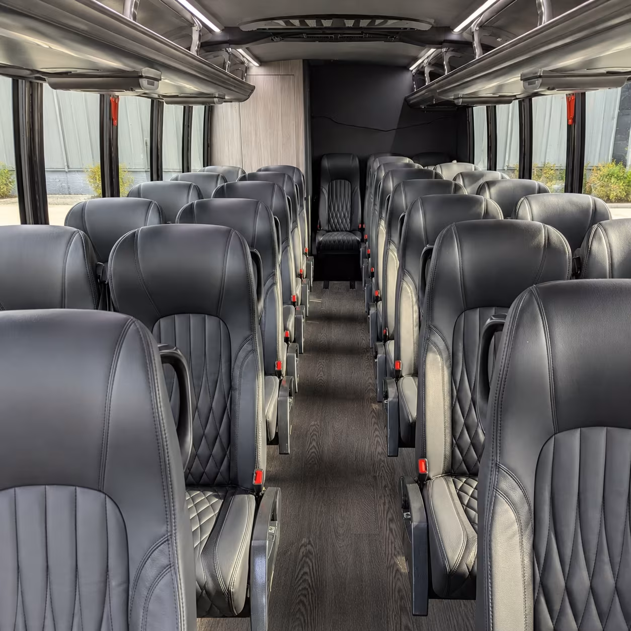 minibuses for strathearn historical park and local simi valley destinations