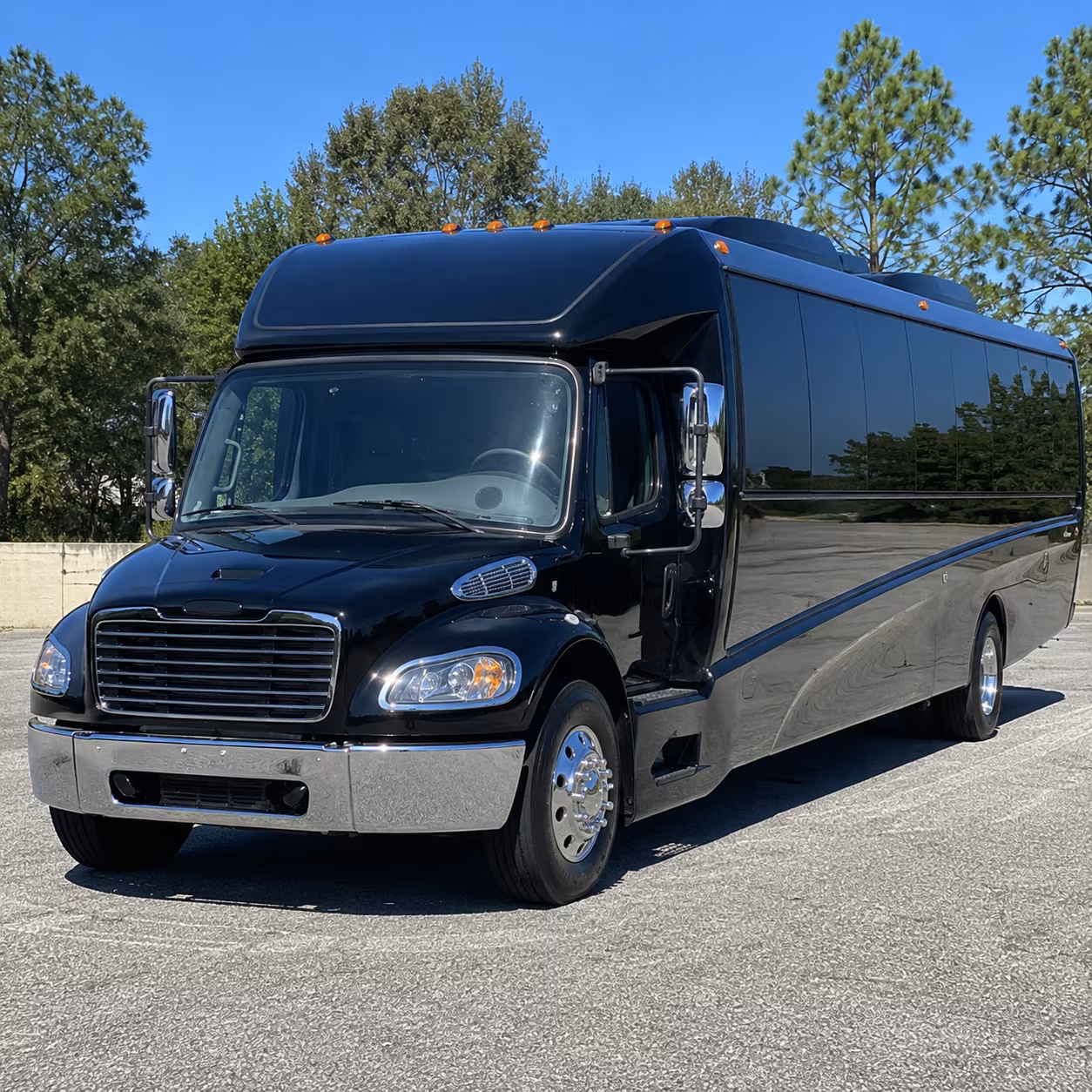 simi valley 28 passenger minibus