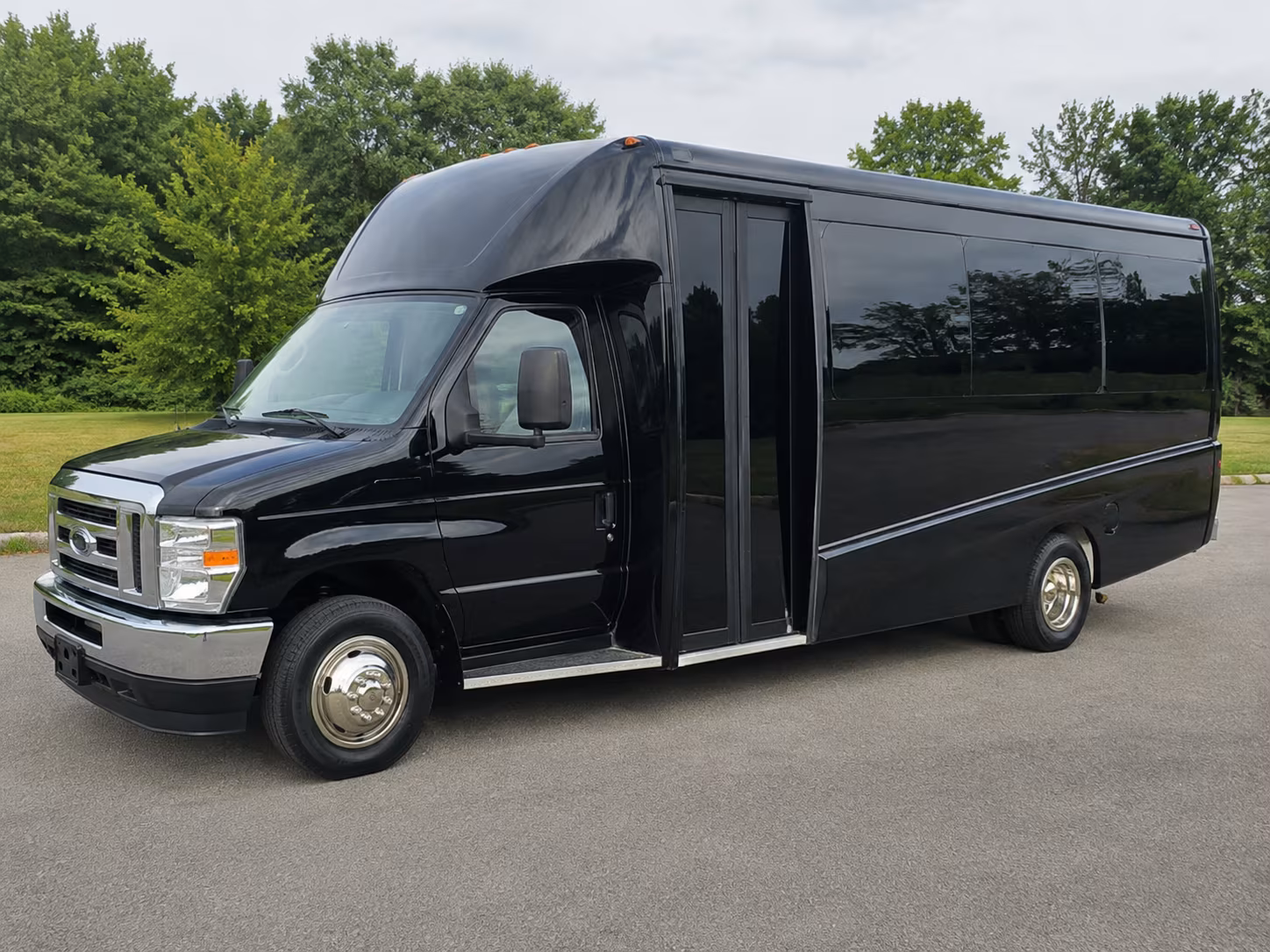 simi valley prom bus rentals for every budget and group size